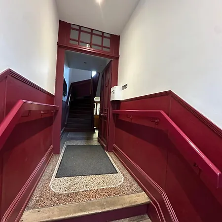 # Le 7 # Nuitee Torride, Balneo, Tantra Centre Apartment *