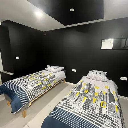 # Le 7 # Souplex 4 Personne Centre * Miluza